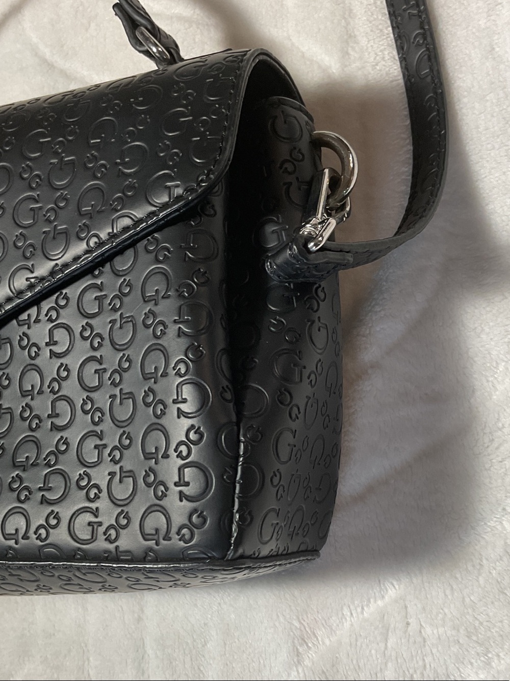 Guess Black Embossed Top Handle Satchel with Crossbody Strap - Picture 2 of 8